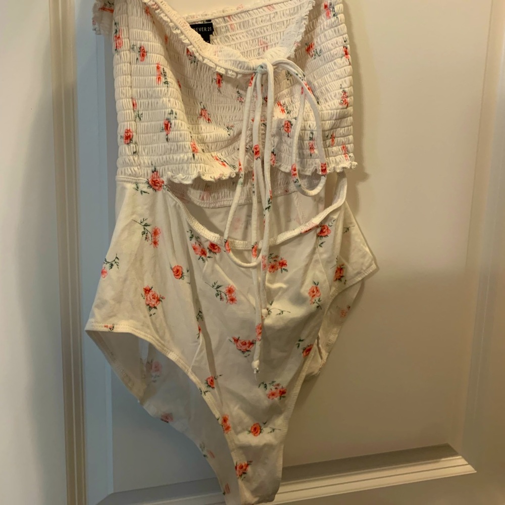 Brand: forever 21